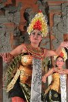 ウブドの伝統舞踊を楽しもう