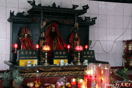 多様な宗教が共存する街ジャカルタ#2：中国寺院とヒンドゥー寺院